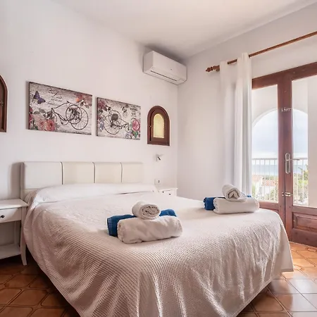 V76 Belvedere Villa Son Bou